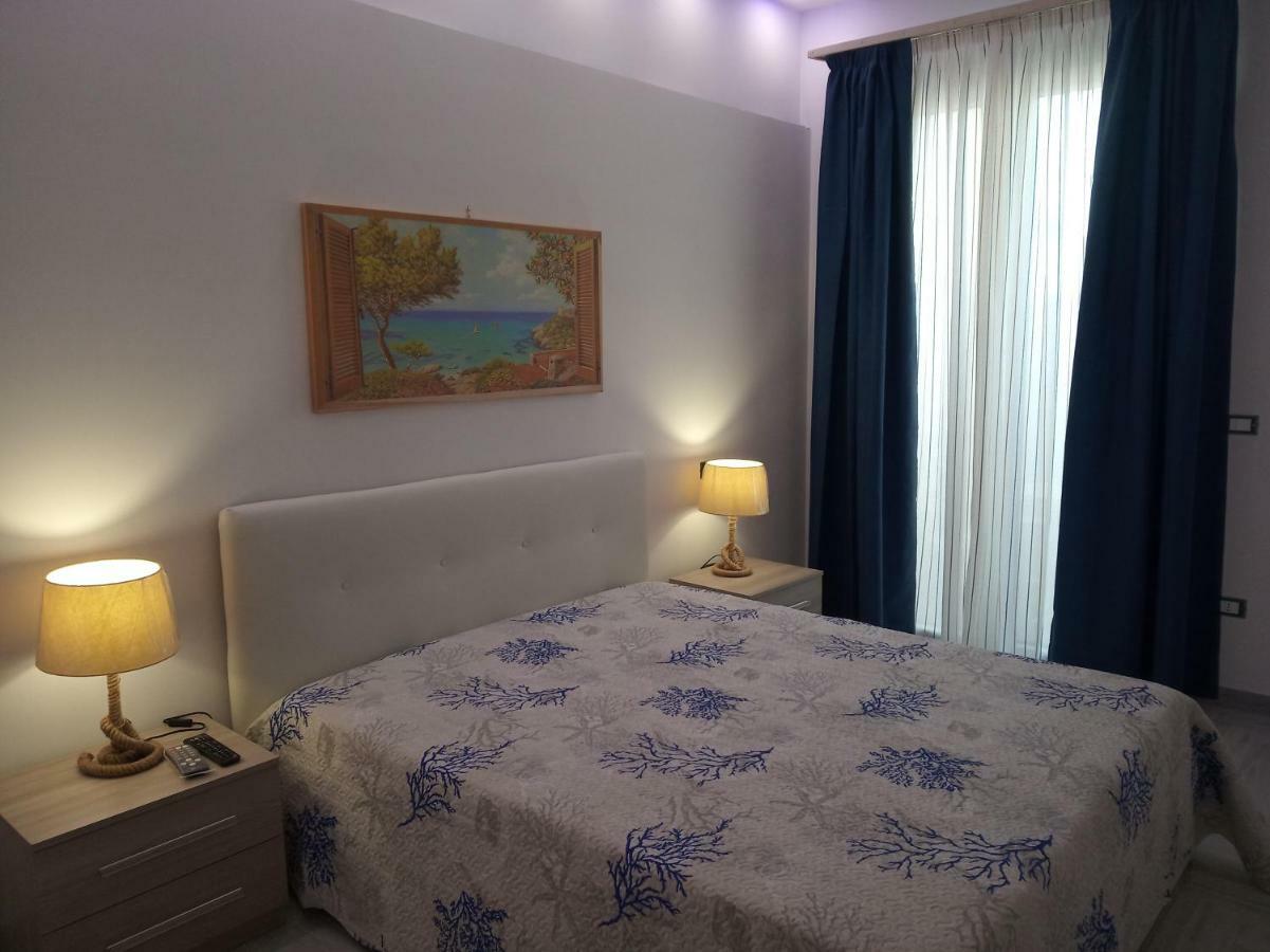 Acquazzurra Affittacamere Torre Lapillo Dış mekan fotoğraf